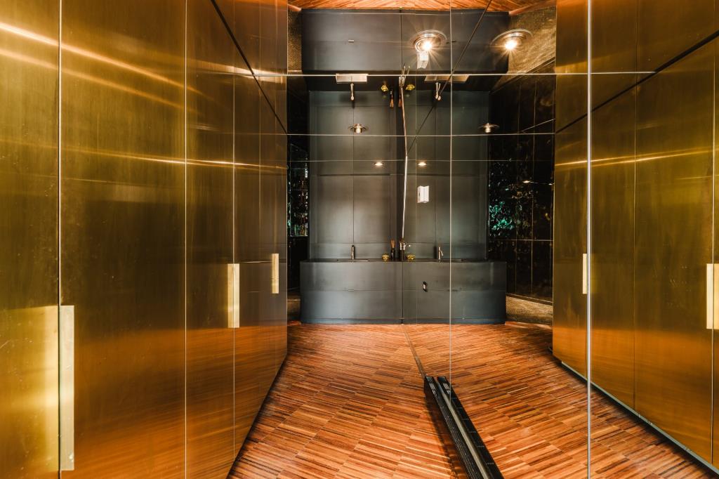 蒙特利尔旧工业建筑改造独特风格住宅丨加拿大蒙特利尔丨Joli Joli Design,Jacques Bilodeau等-27