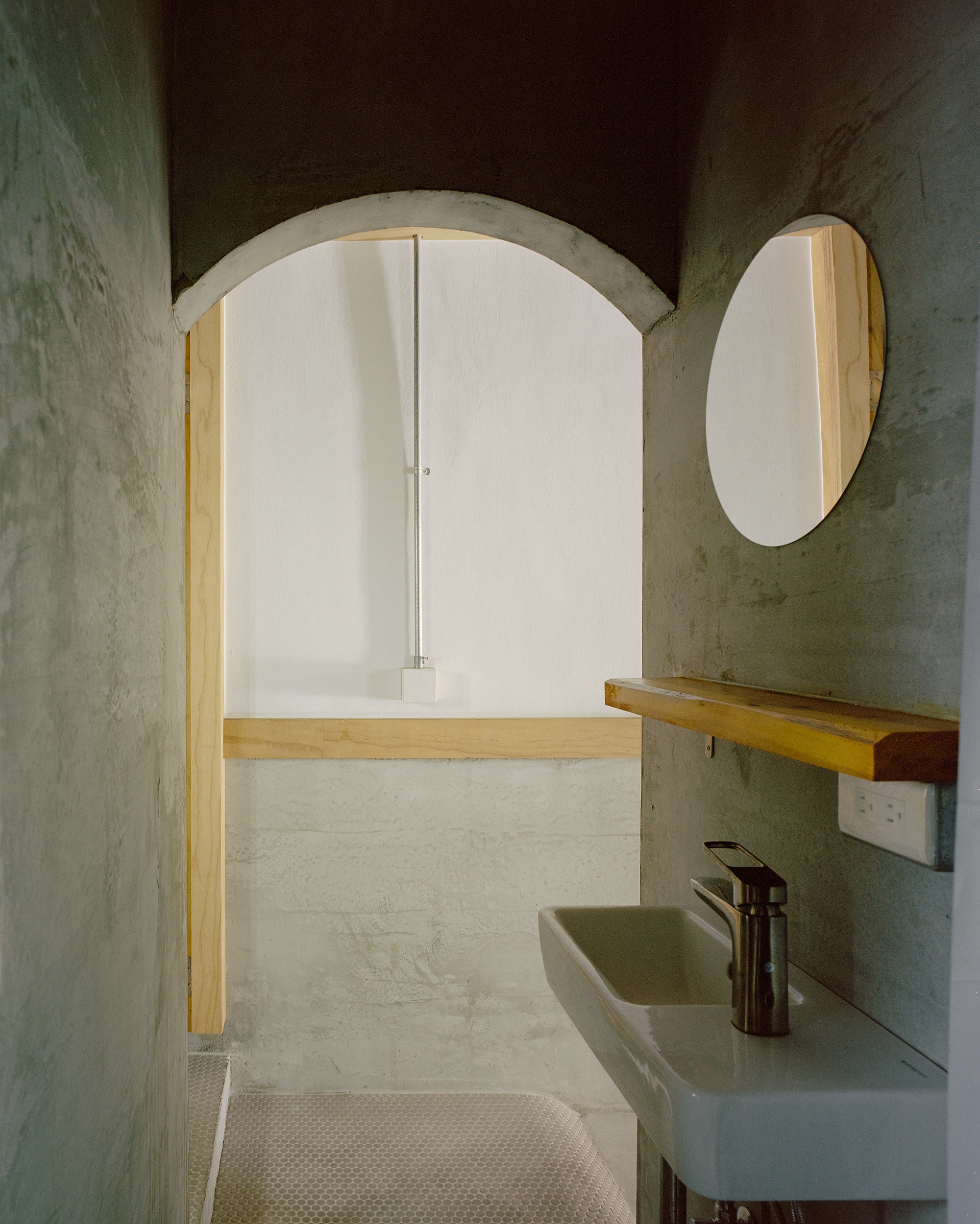 Half Day House / Cabinet YFY-25