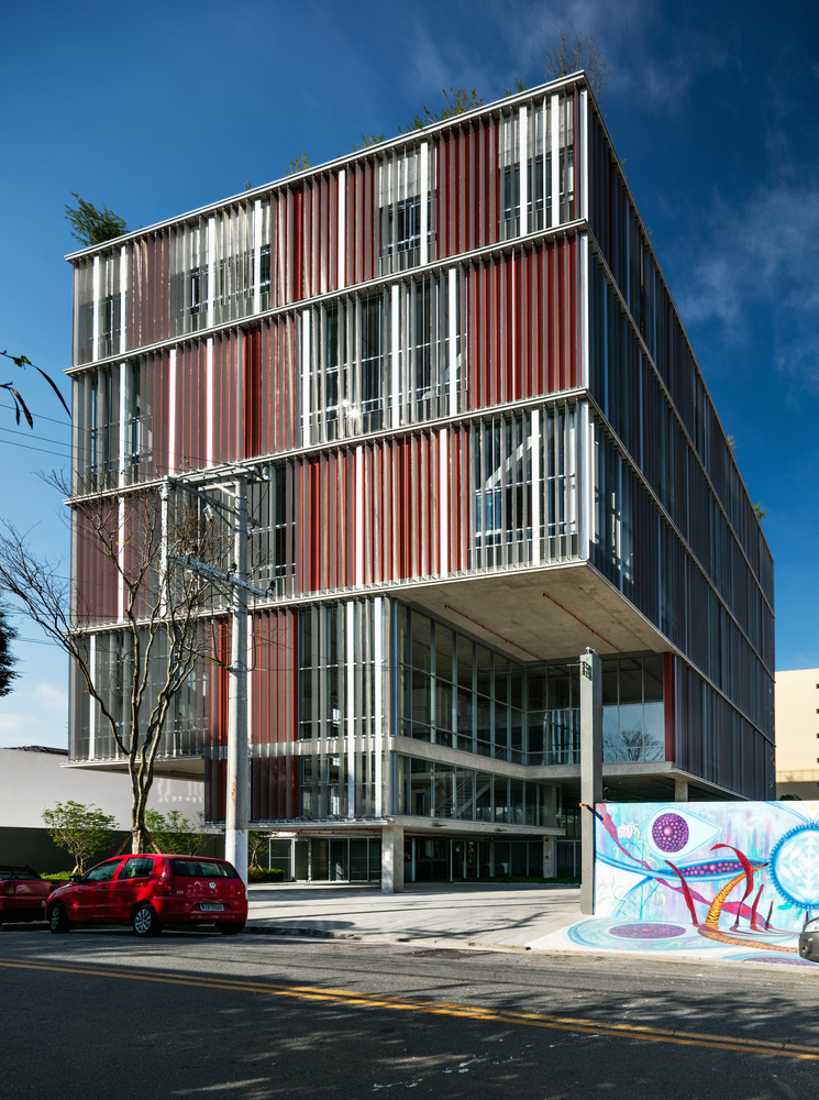 巴西圣保罗 Pop+ 建筑,绿意环绕的现代商业空间-43