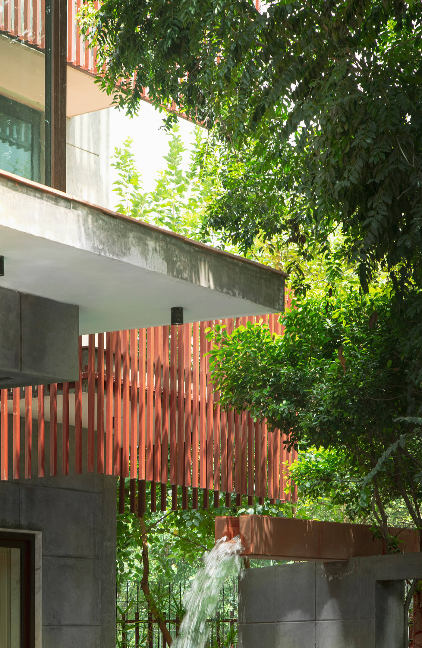 House With 49 Trees RENESA-17