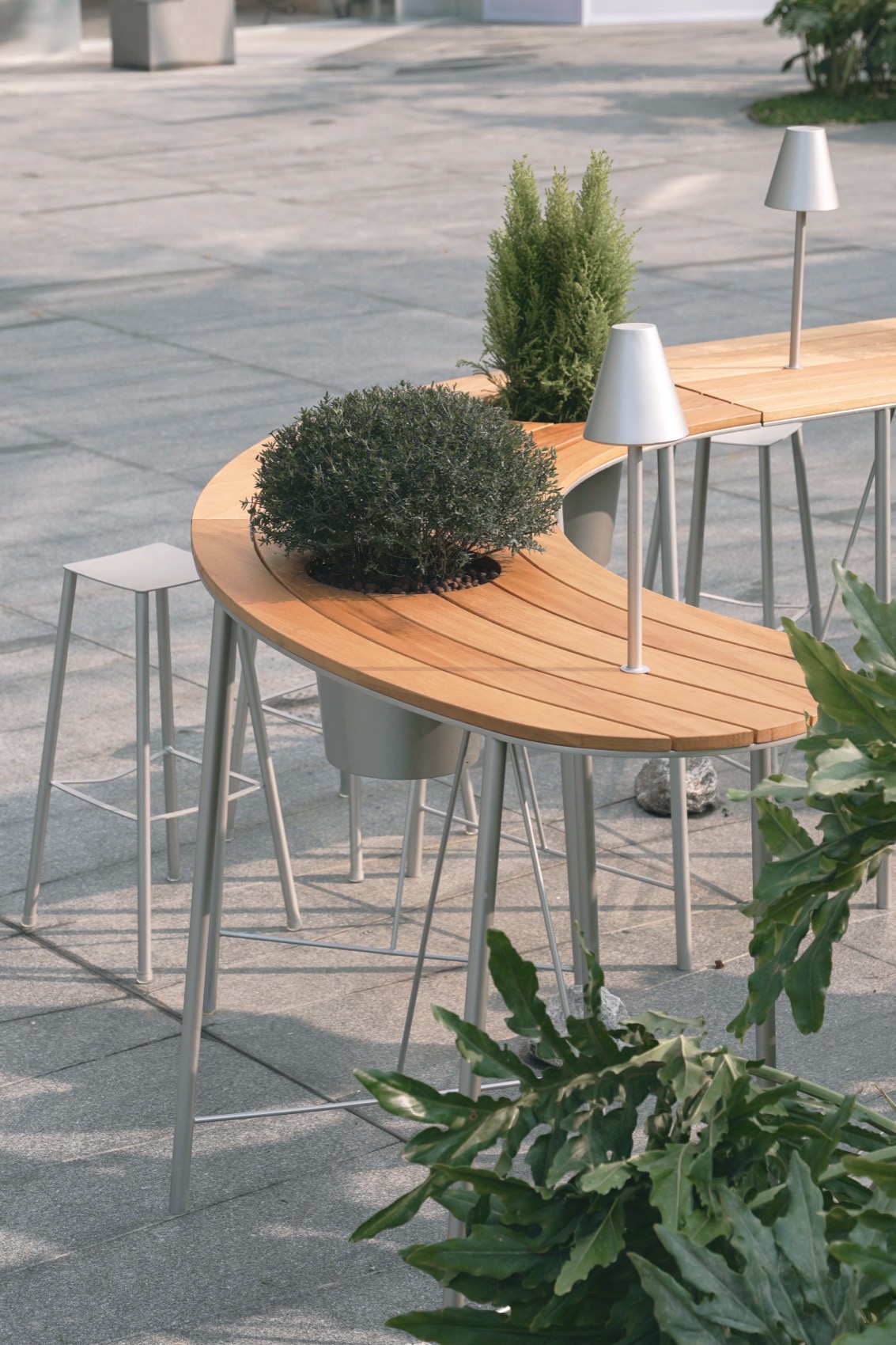 河流与卵石:桌桌计划2·0公共家具及摊位设计丨中国成都丨行波工作室（公共家具与市集摊位）等多家-36