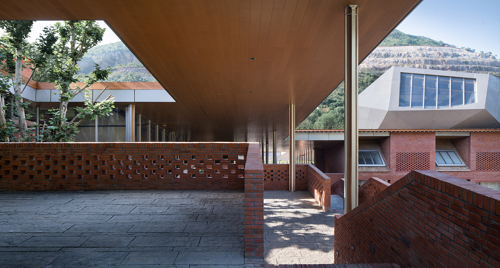 南京黄花岸酒店丨中国南京丨若本建筑工作室-24