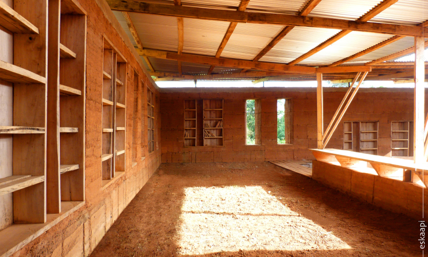 Framed Escape Library eskaapi-54