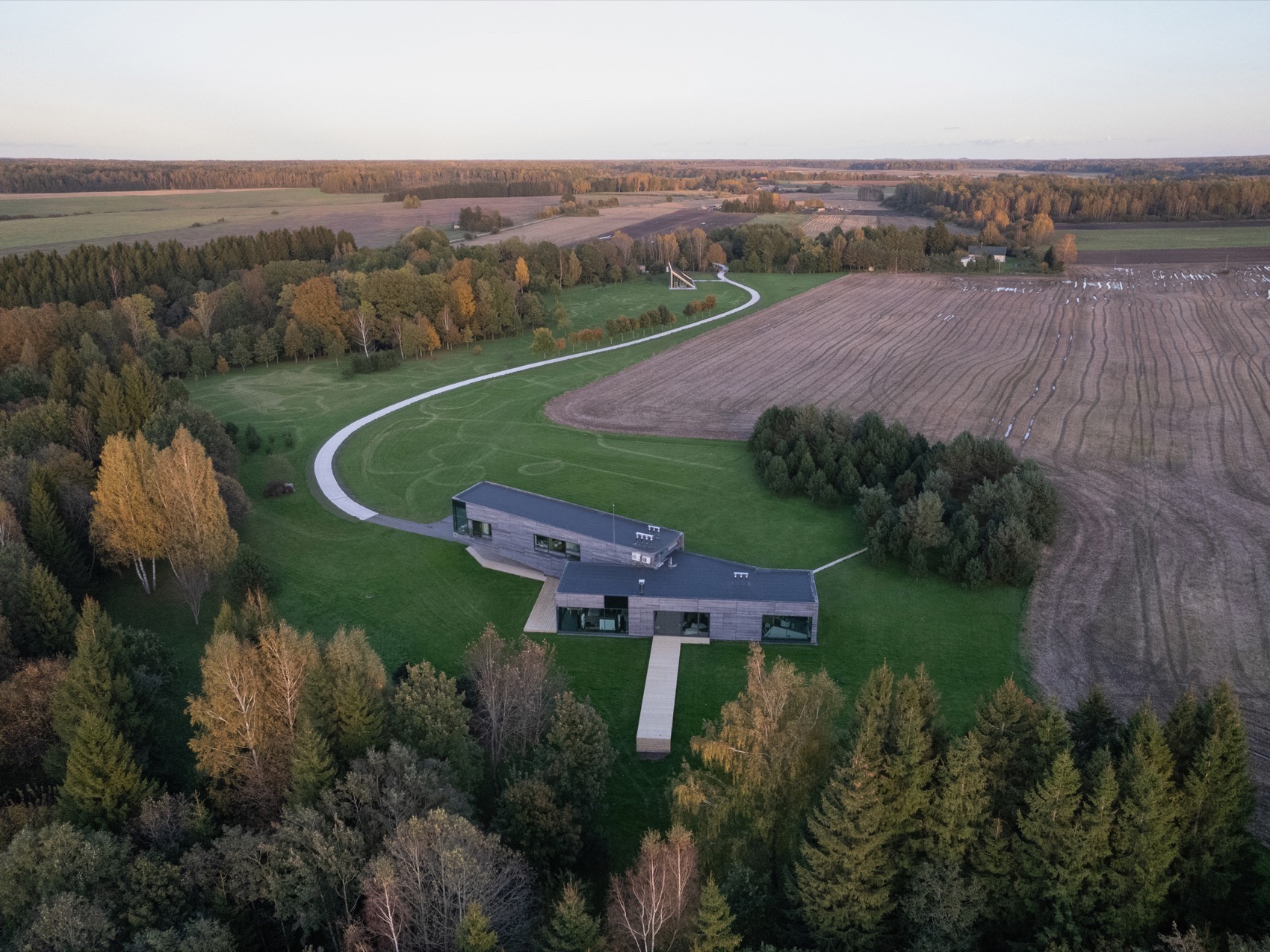 Utriai谷仓住宅丨立陶宛克莱佩达-3