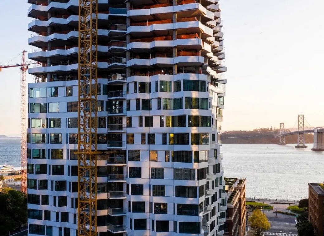 珍妮·甘建筑事务所 Studio Gang 新作,四款高层建筑个性与功能并存-57