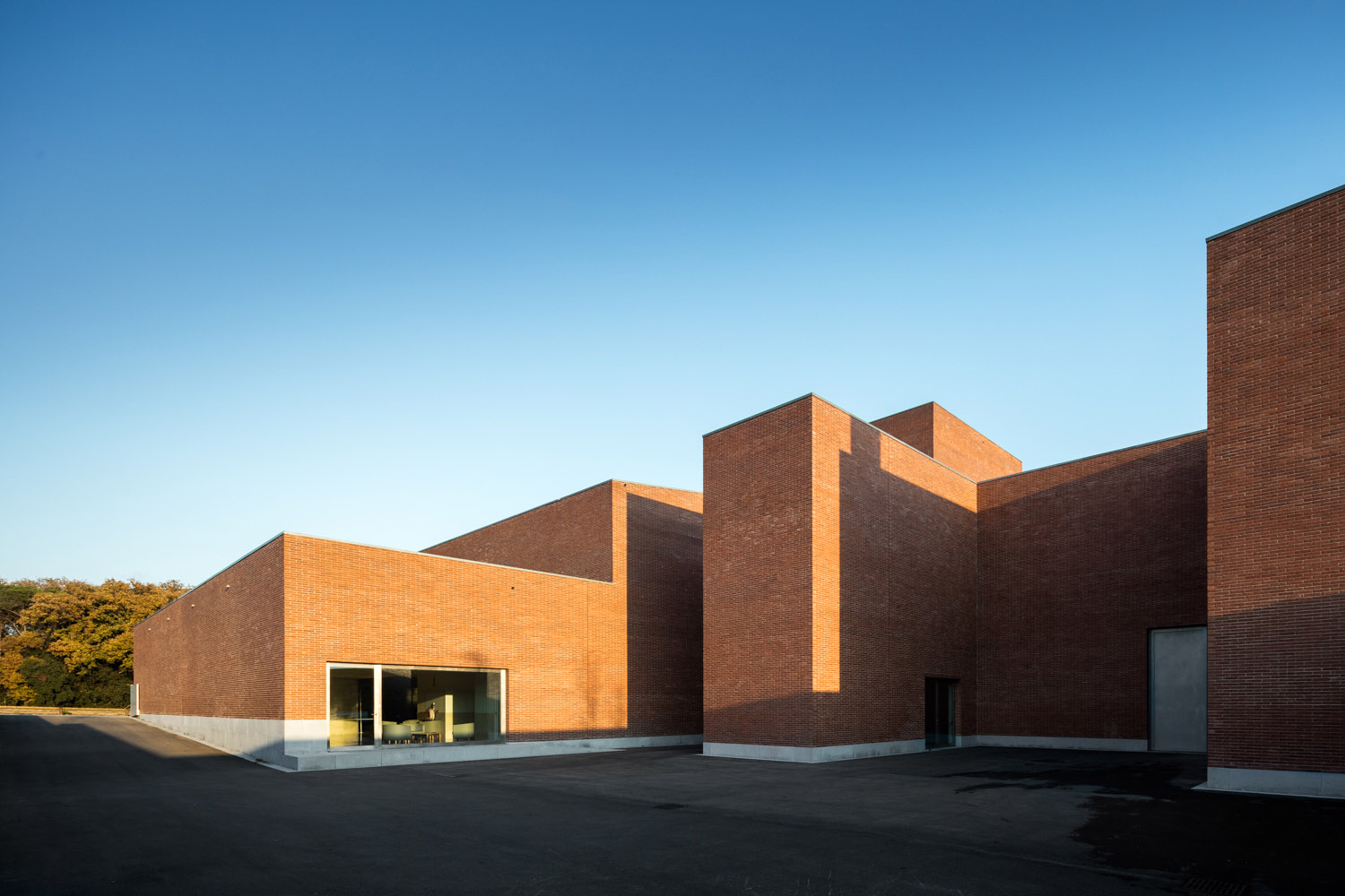 Llinars del Vallès礼堂剧院，西班牙 / Álvaro Siza Vieira + Aresta Arquitectura-16