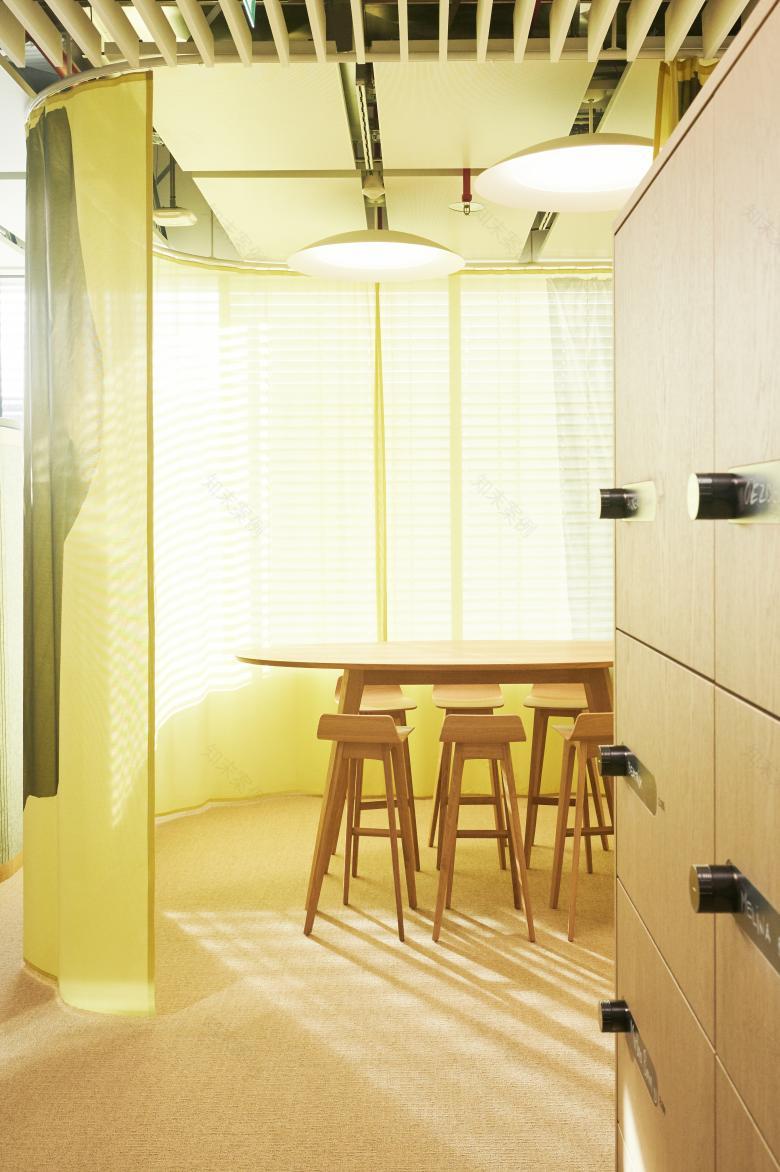 Roche Bau10 办公空间改造丨瑞士丨Superdraft Studio-0