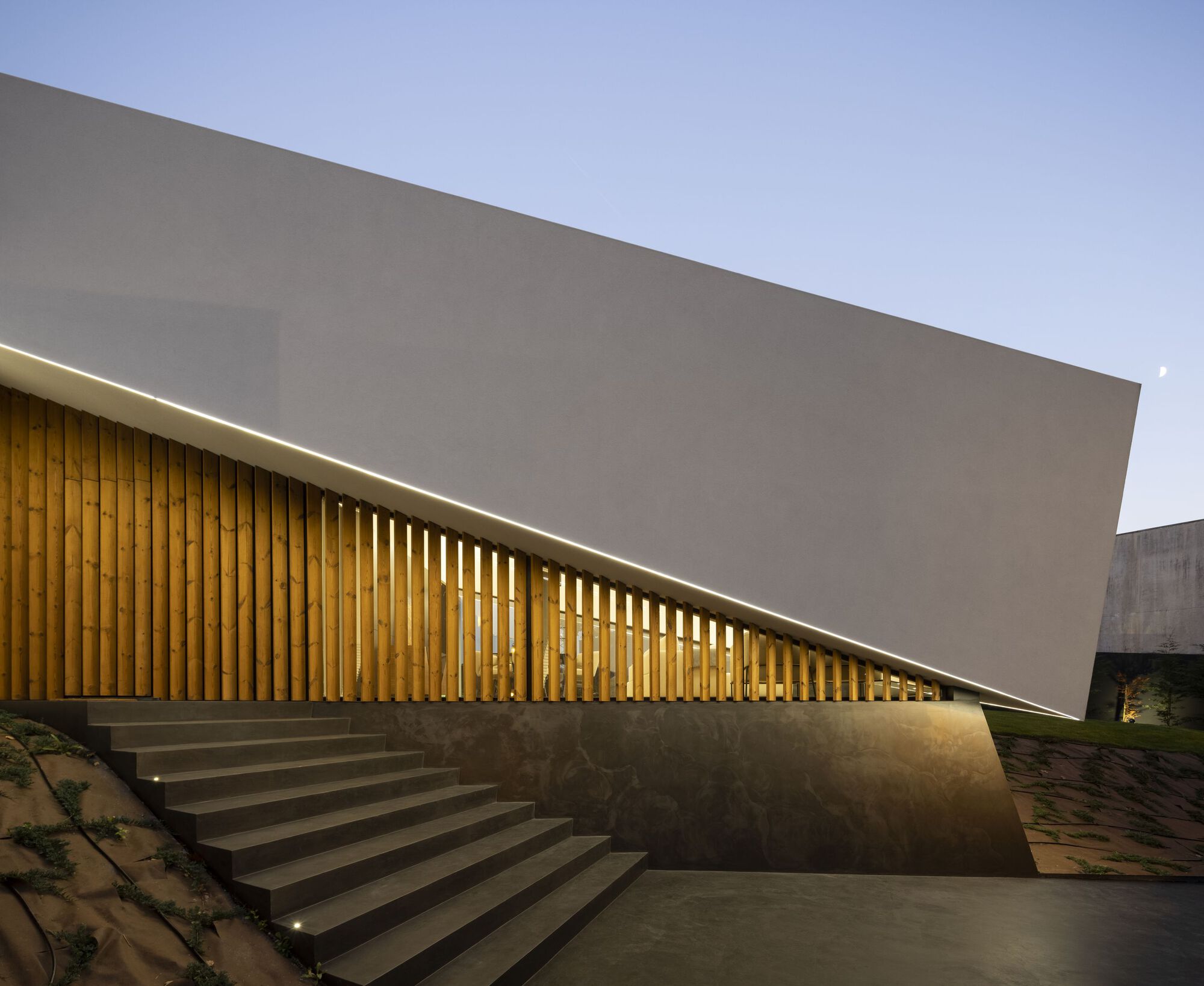 倾斜房屋丨葡萄牙丨MUTANT Architecture & Design-27