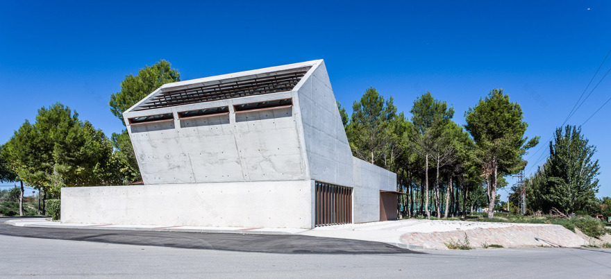 小镇殡仪馆,西班牙 / Juan Carlos Salas-3