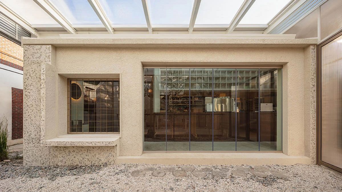 韩国旧厂房改造，变身特色咖啡厅-32