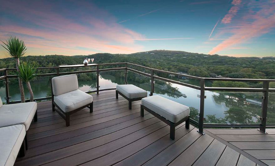 Deck Railing Designs That Mix Looks And Function-7