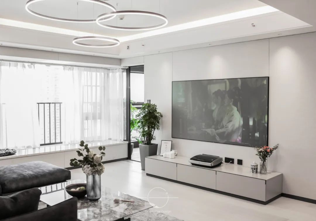 香山美墅 166㎡现代轻奢空间，雅致灰调与绿植的完美融合-19