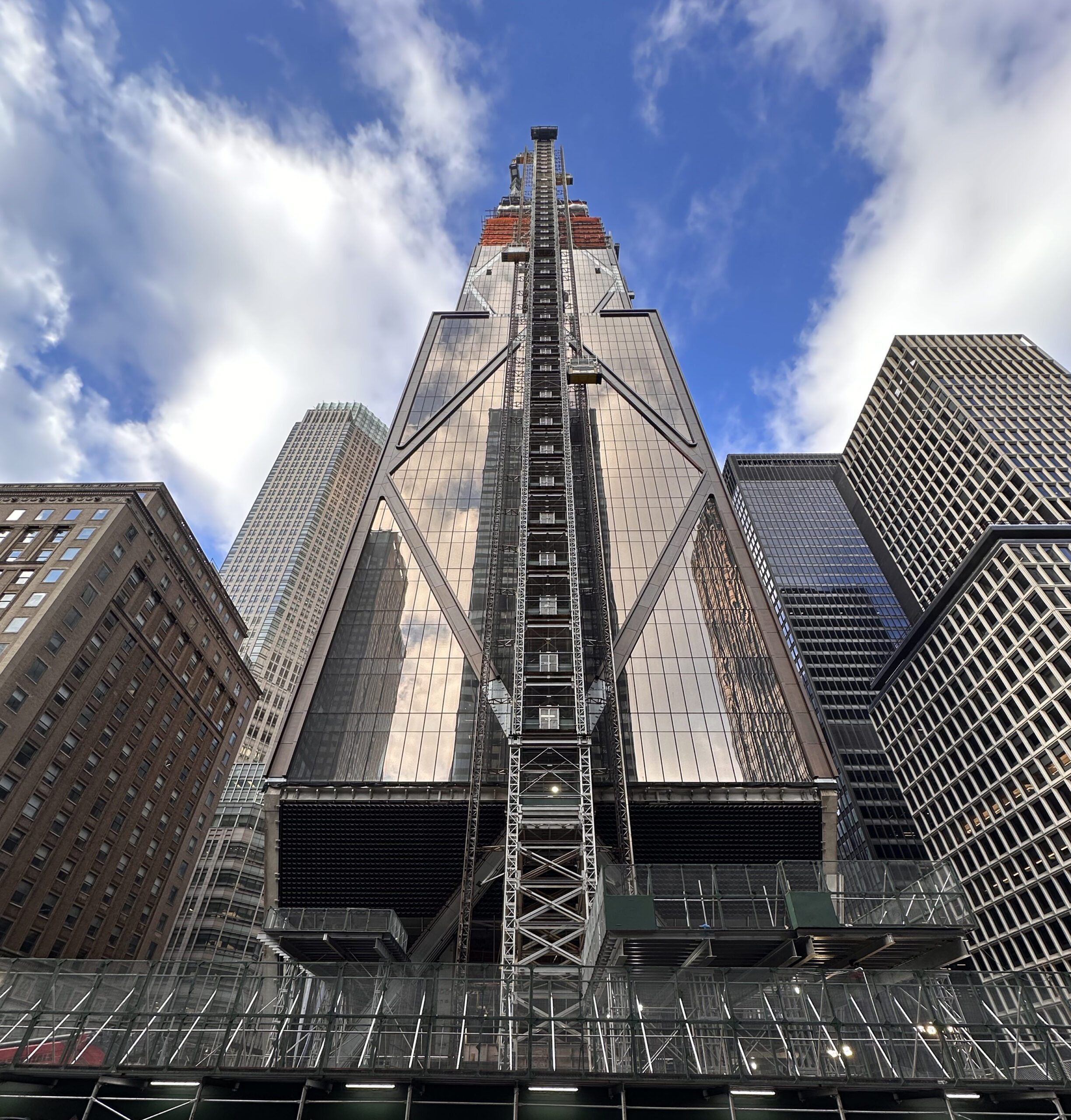 JPMorgan Chase's Supertall Nears its Pinnacle at 270 Park Avenue in Midtown East, Manhattan - New York YIMBY-19