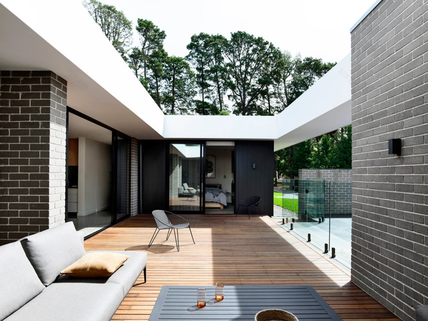 Park Orchards House by InForm-8