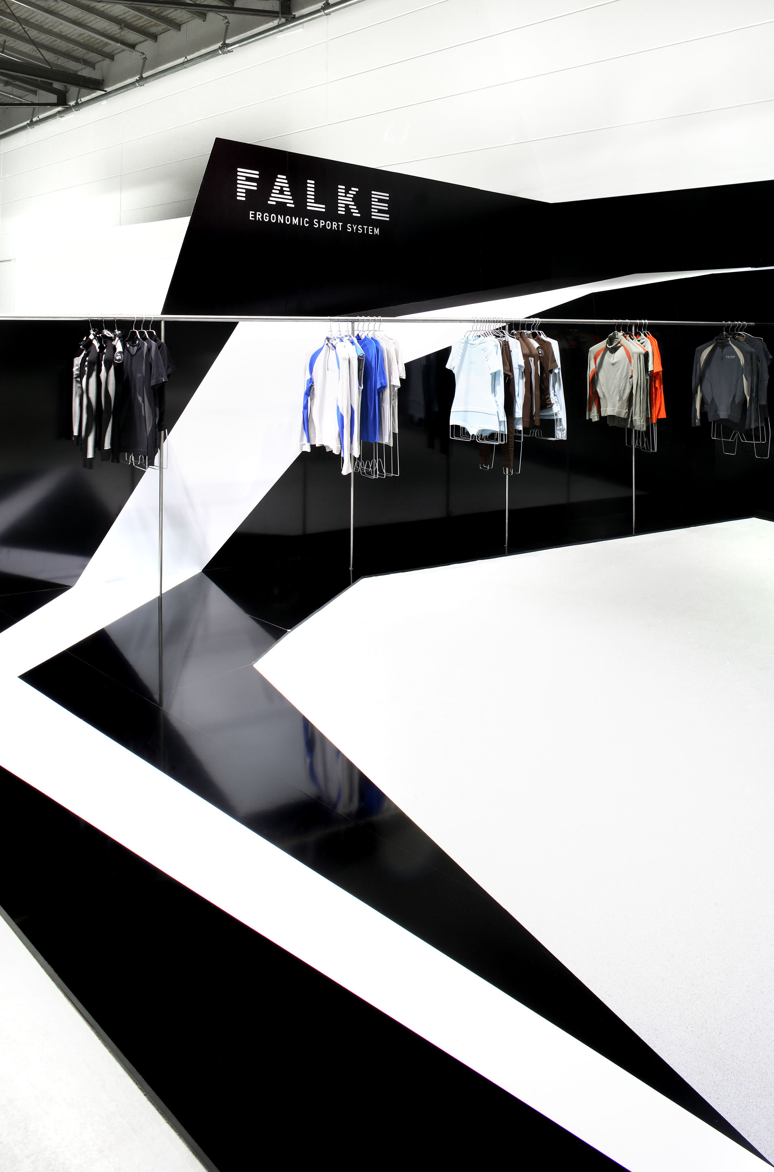 Falke贸易展会展位设计丨阿联酋迪拜丨COORDINATION-3