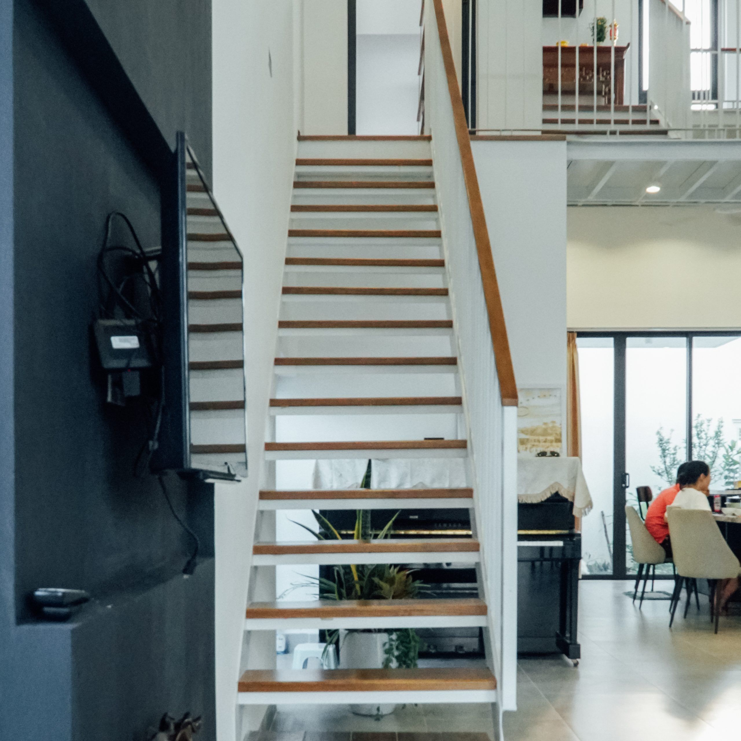 绿意盎然的四口之家-32