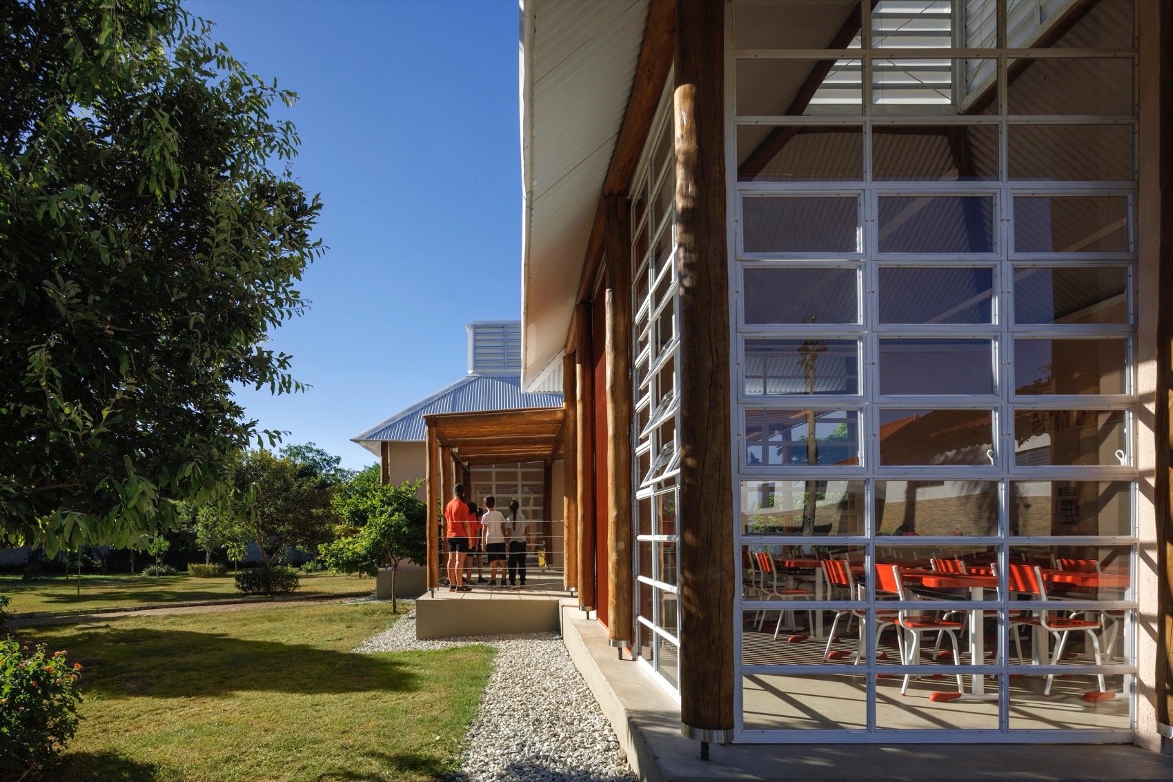 Vila Ninho学校 & João de Barro凉亭丨巴西米纳斯吉拉斯丨BIRI + MACh arquitetos等多方团队-40