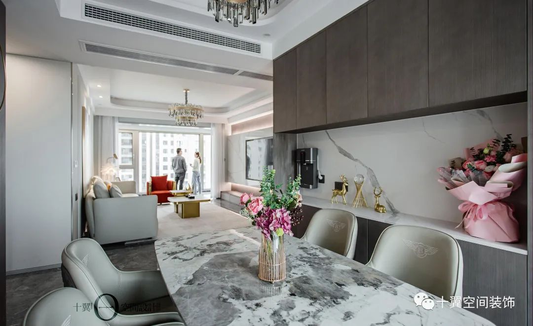 现代简约风家居设计丨中国宜昌丨十翼空间装饰-34