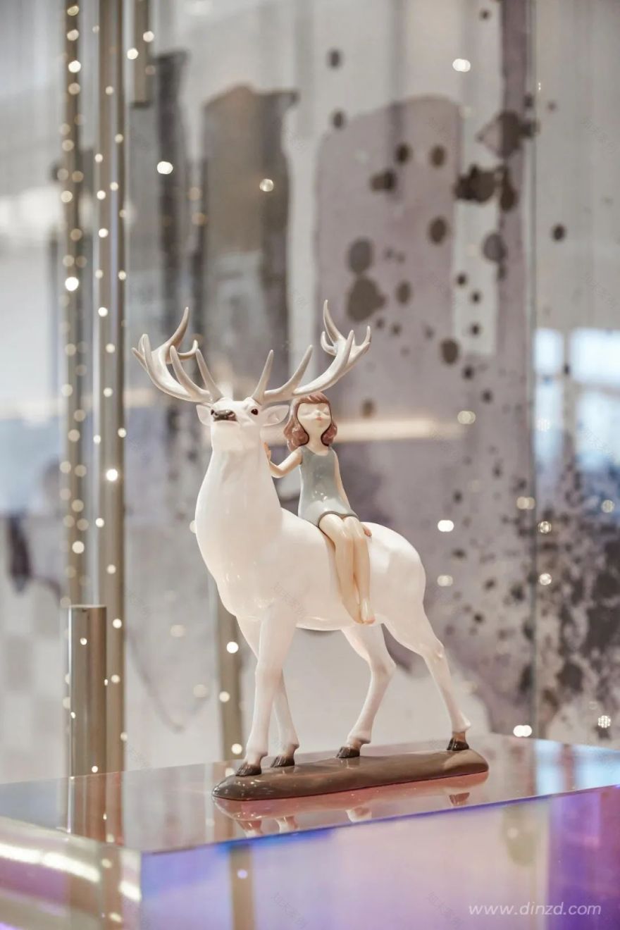 万科天地未来城 | 科幻艺术解构与融合的销售空间-65