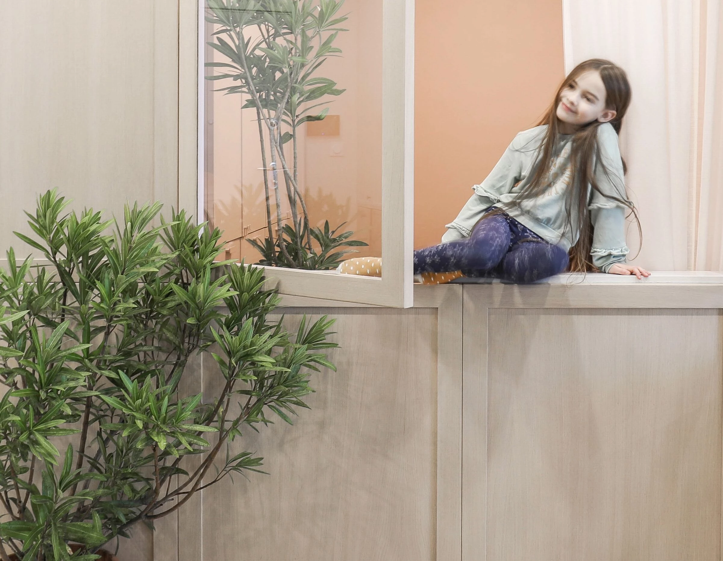 色彩项目 · 充满艺术气息的 2021 年家庭公寓设计丨保加利亚布尔加斯丨Think Forward-20