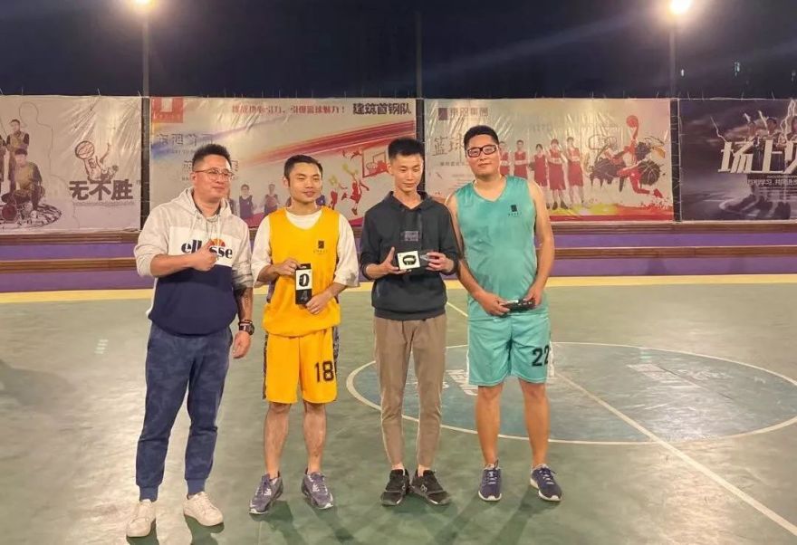 街头篮球赛激情对决,室内设计展现运动魅力-97