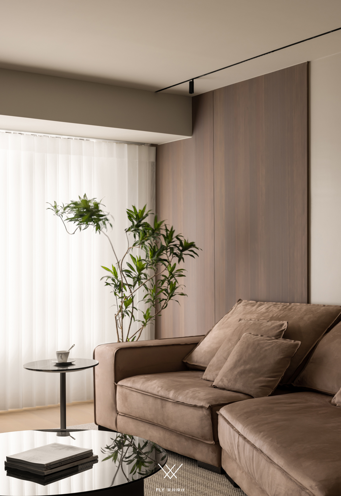 独居者的自由空间 · 开放式客厅与餐厨区的创新设计-17