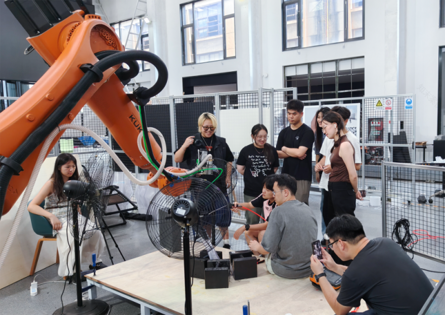 生形融合·幻境物质化——从三维生成式人工智能到机械臂增材建造-299