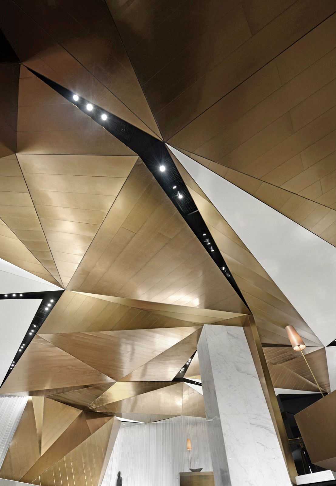 流动晶体展示空间  何思玮-12