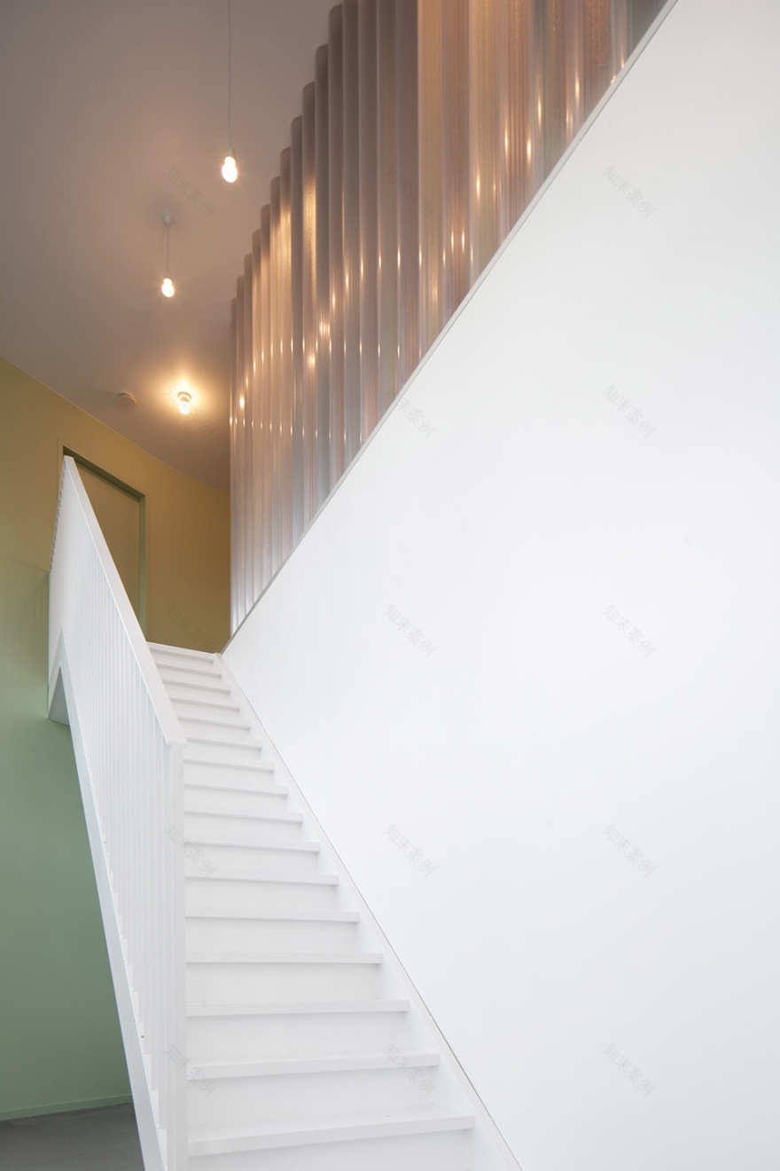 比利时 HCB 住宅 | 废旧材料打造的可持续空间-11