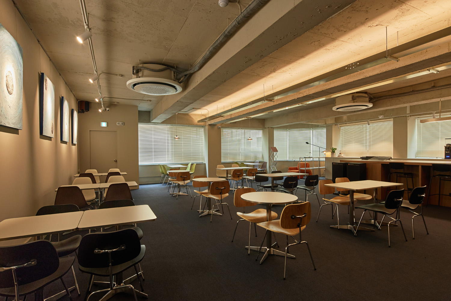 木质感卧室设计，打造温馨舒适空间-5