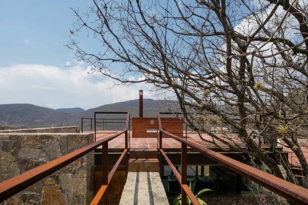 山间度假民宿 | 钢构++ 砖混结构，与自然共生-36