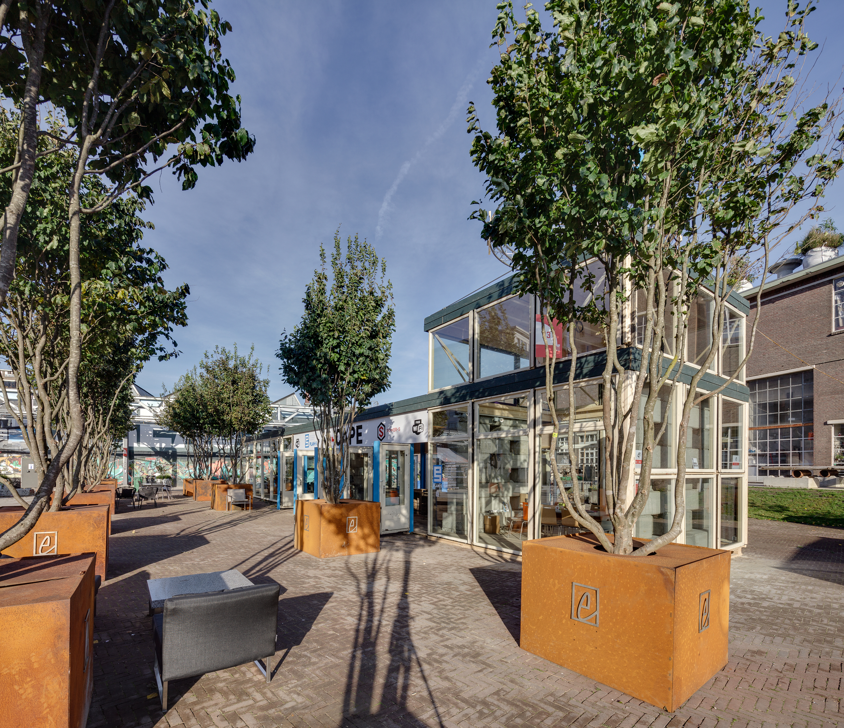 循环再利用的展览馆设计-11