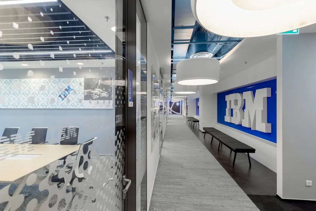 IBM 罗马尼亚工作场所设计丨罗马尼亚布加勒斯特丨AMA Design-11