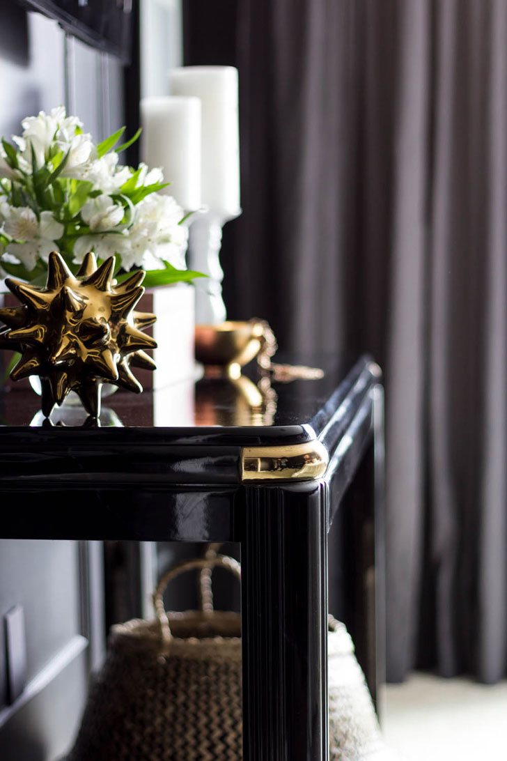 黑色卧室 | 大胆而美丽的女性空间-10