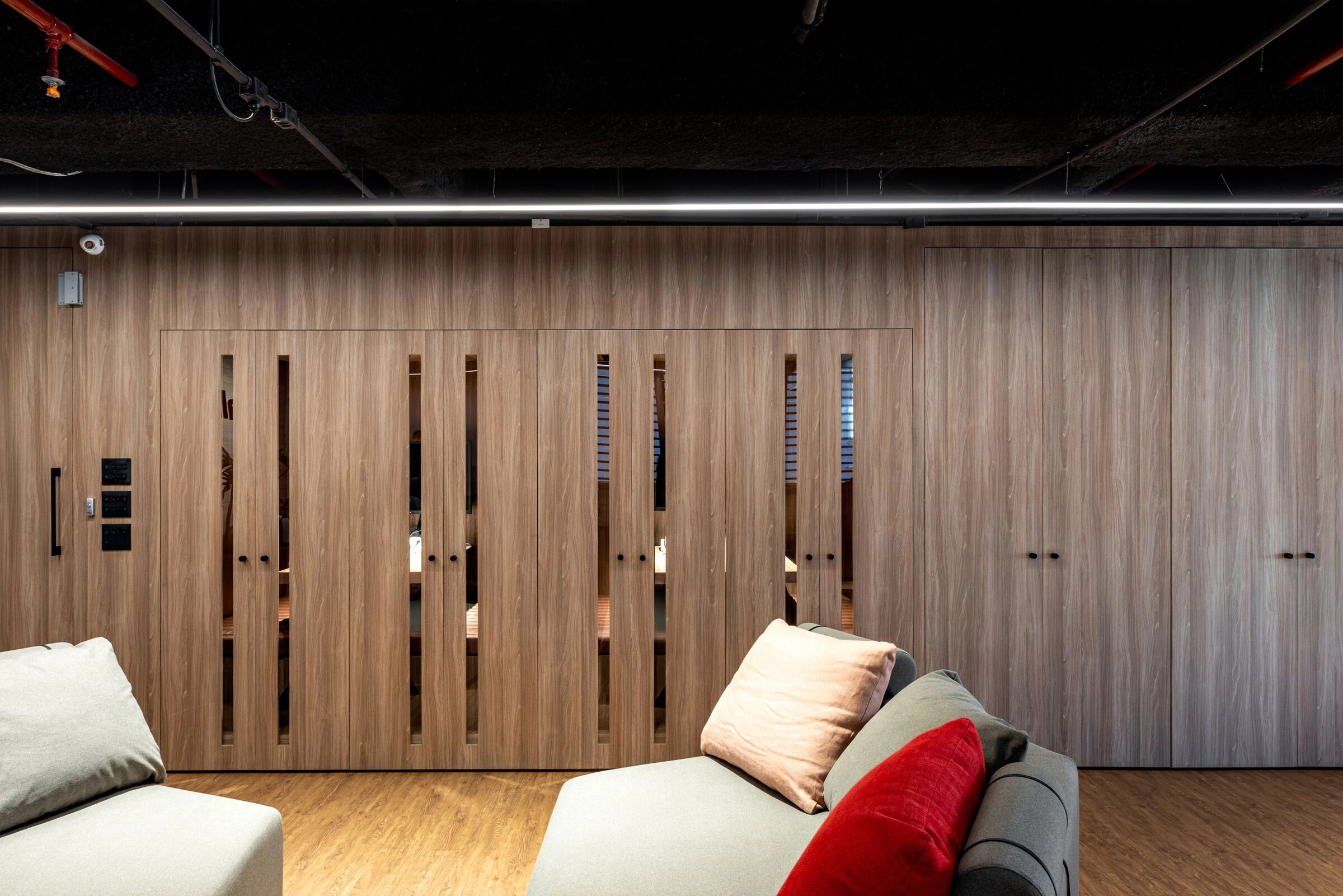 巴西圣保罗 SENALBA 办公室，木质与混凝土打造舒适工作空间-39