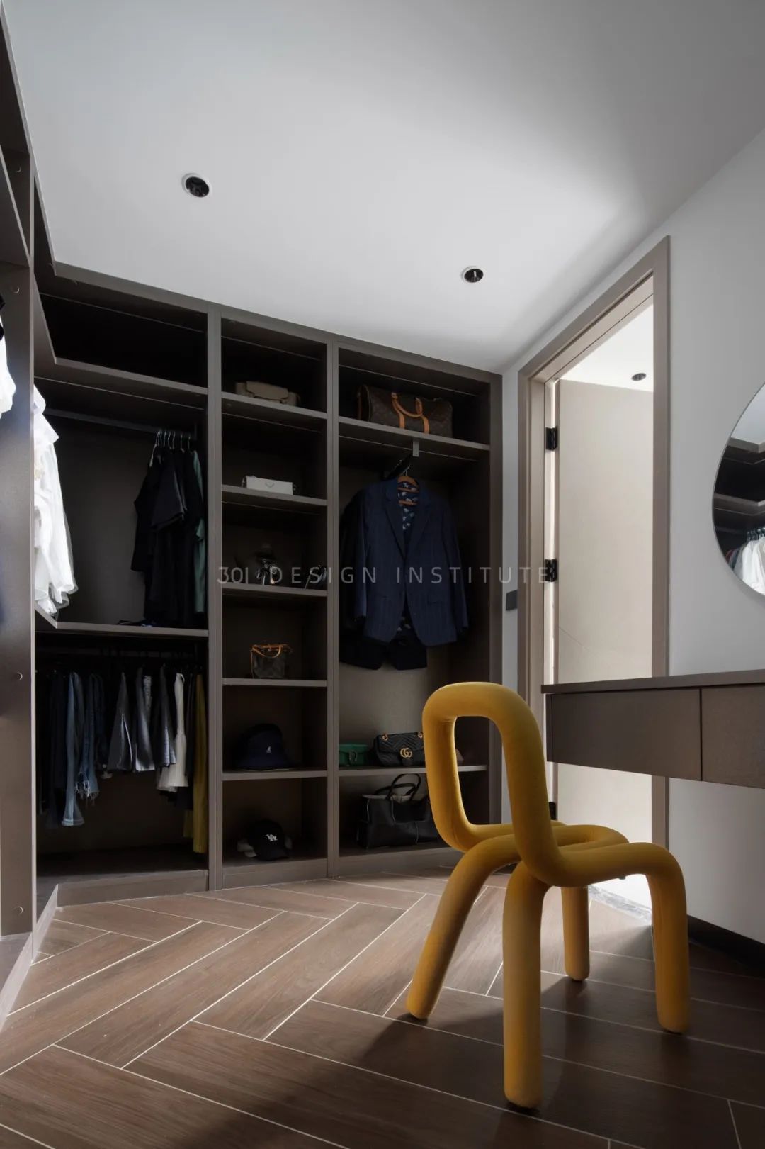 极简黑的魅力 · 广州番禺区的冷静之家丨中国广州丨301 设计研究所-33