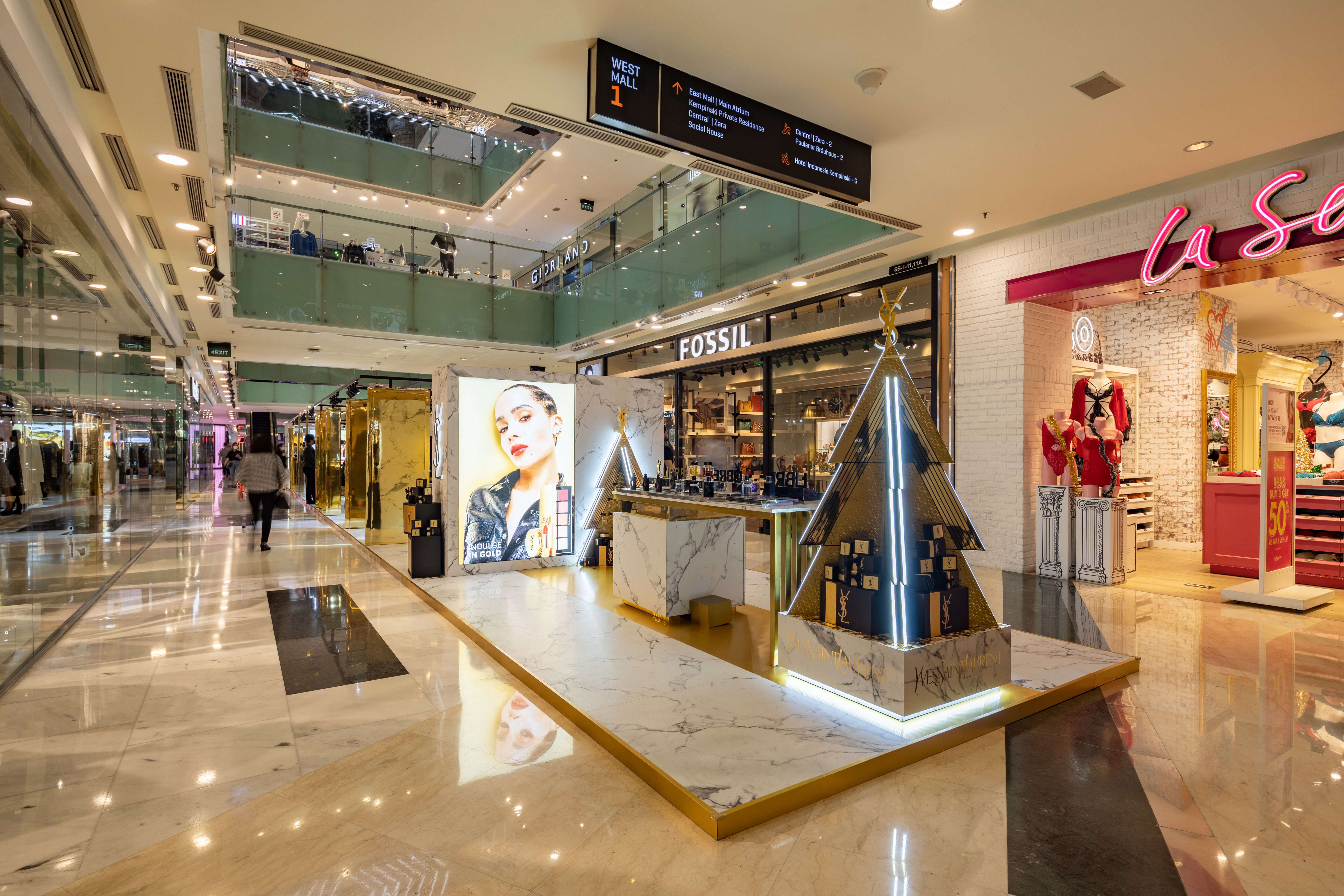 YSL HOLIDAY 2022 PODIUM - GRAND INDONESIA-0