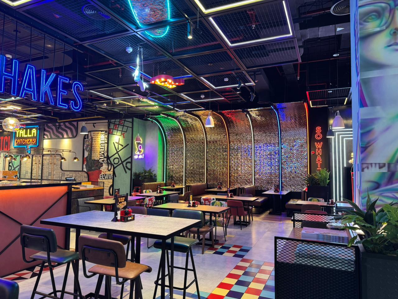 Catch 22 - SHj City Center Al Zahia-11