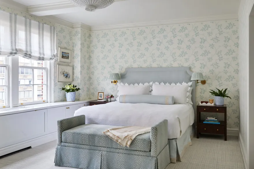 上东区美容装修(注:Cosmetic Renovation在建筑装修语境中常指外观、表面的装修,这里美容装修较符合,但可能结合具体场景也有更合适译法,若此场景为建筑领域,也可考虑上东区表面翻新 ) 丨GhanaUpper East丨Emily C. Butler-13