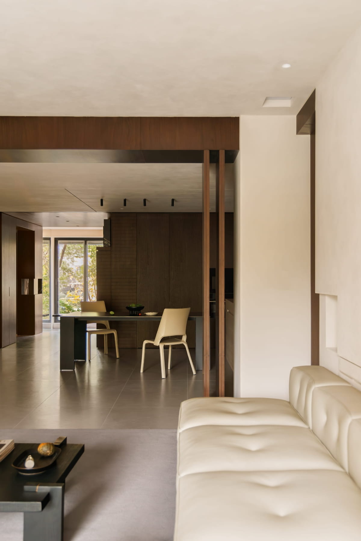 极简的诗意:在留白中触摸生活的质感丨赫设计-38