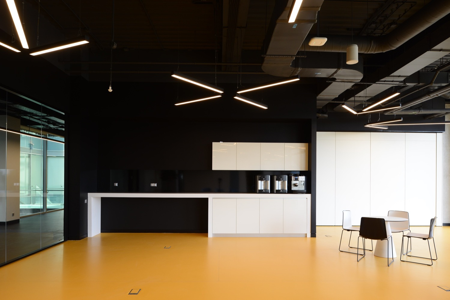 阿迪达斯体育之家-64