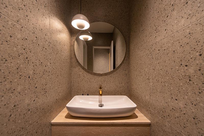 65 平米温馨咖啡馆，简约风中的白色魅力-16