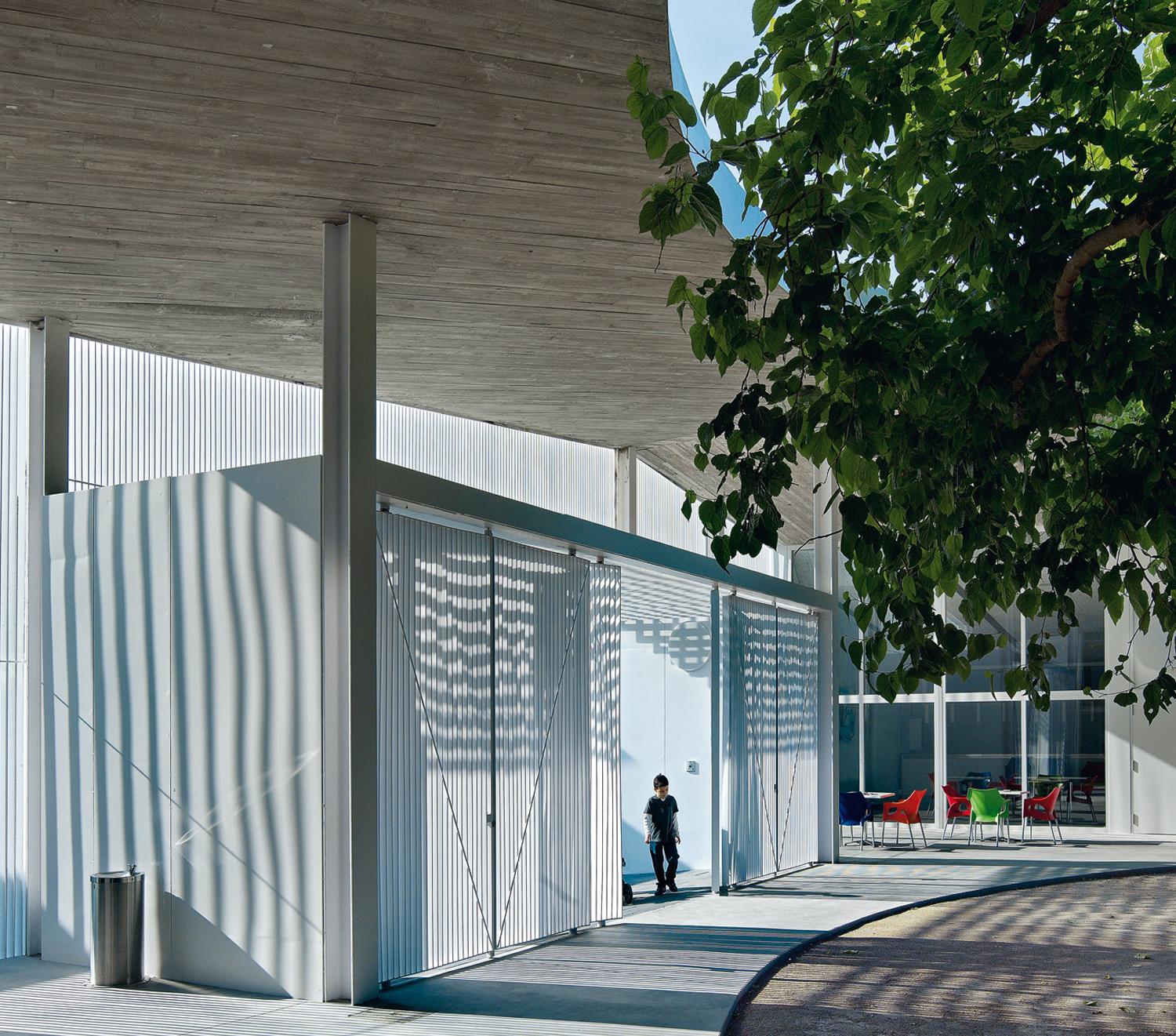 绿意盎然的儿童创意园 | 西班牙 Gandía 幼儿园-18