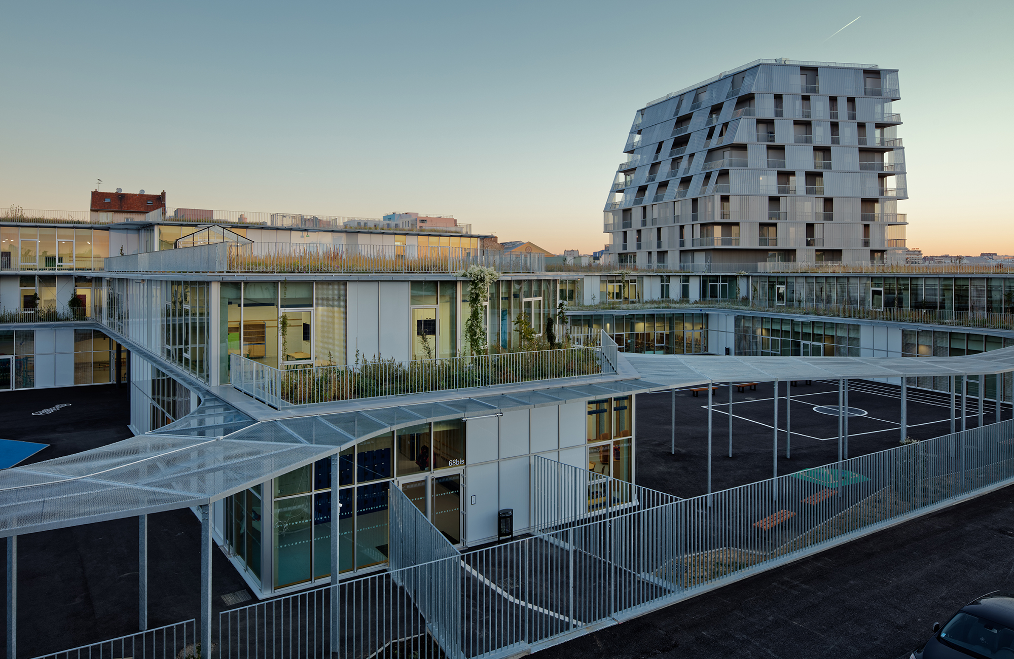 Ecole et résidence étudiante Rosalind Franklin-0