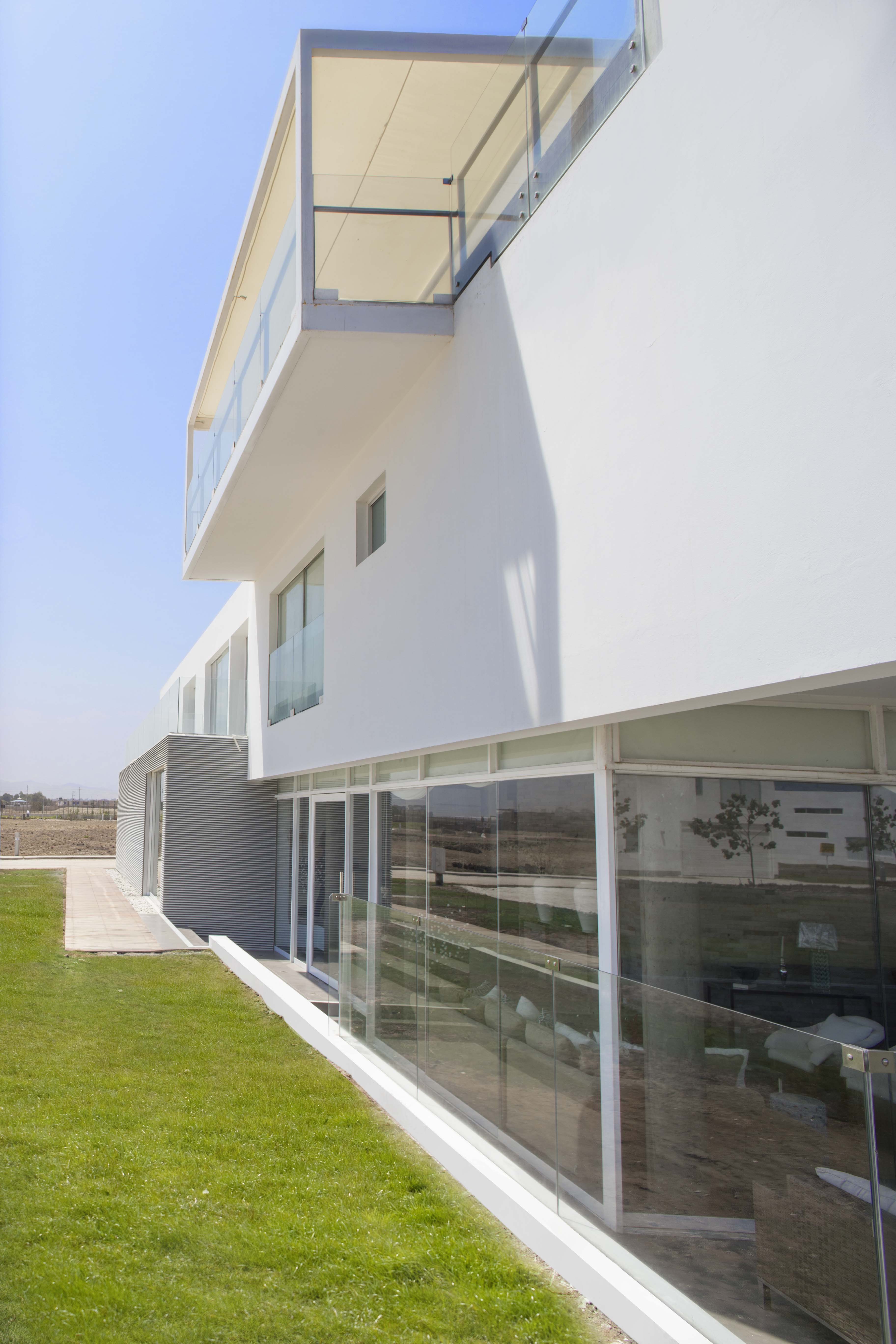 三立方体秘鲁海滩别墅 | 创新空间设计，三家庭共享和谐生活-18