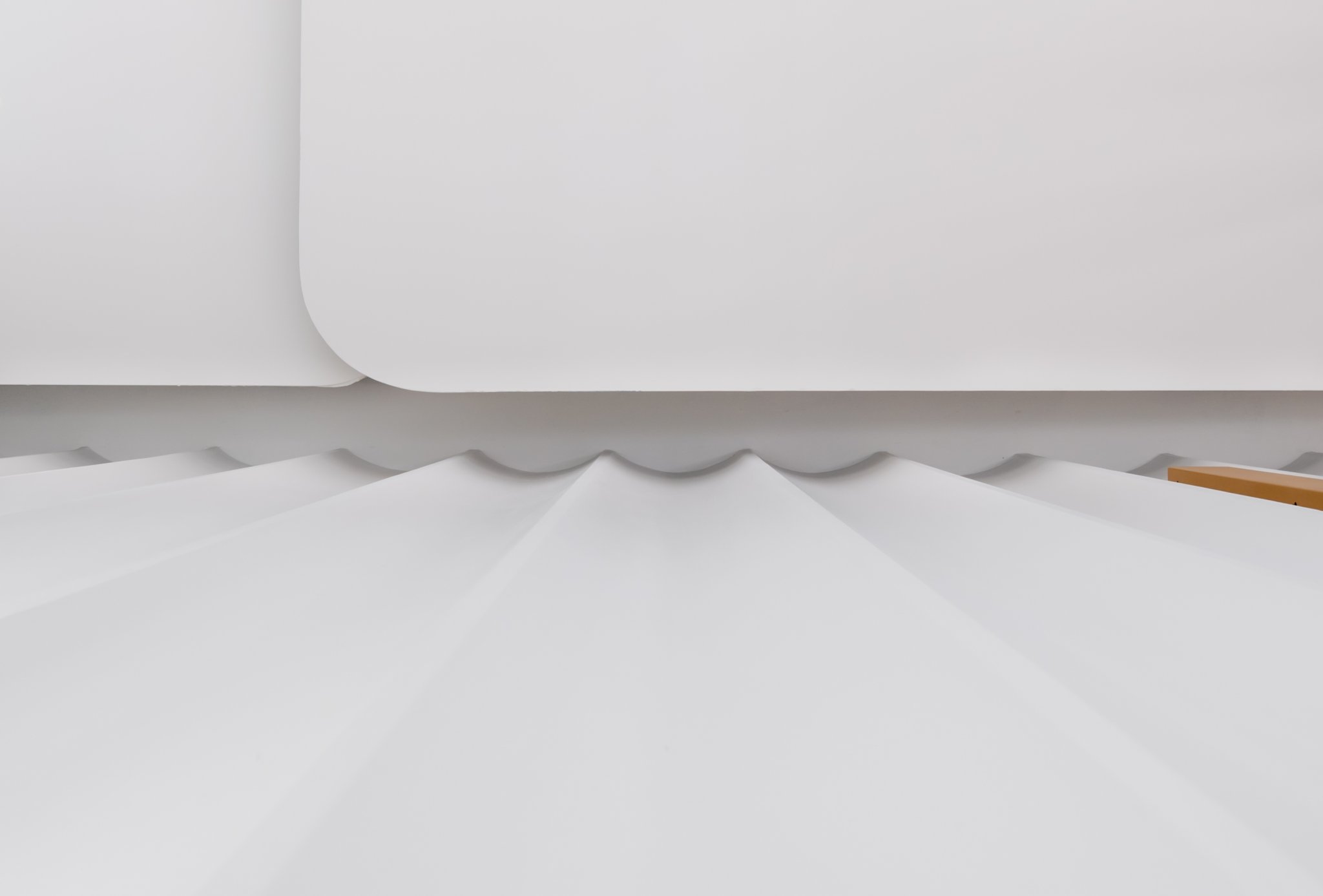 极简主义甜品店设计丨Yiannis Pouspourikas 设计工作室-10