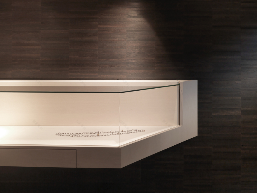 瑞士苏黎世高端珠宝店设计-12