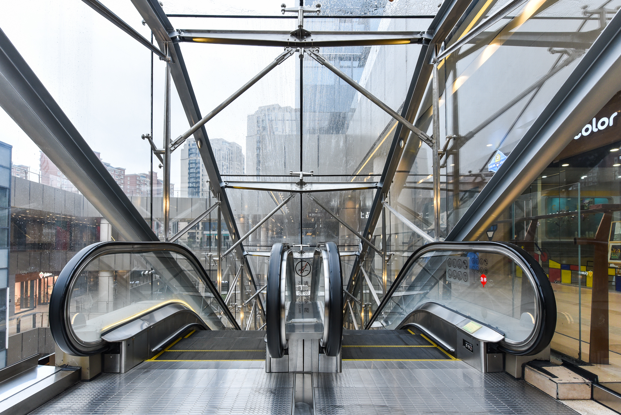 "克制展示"之美 | Joints Pavilion I-47