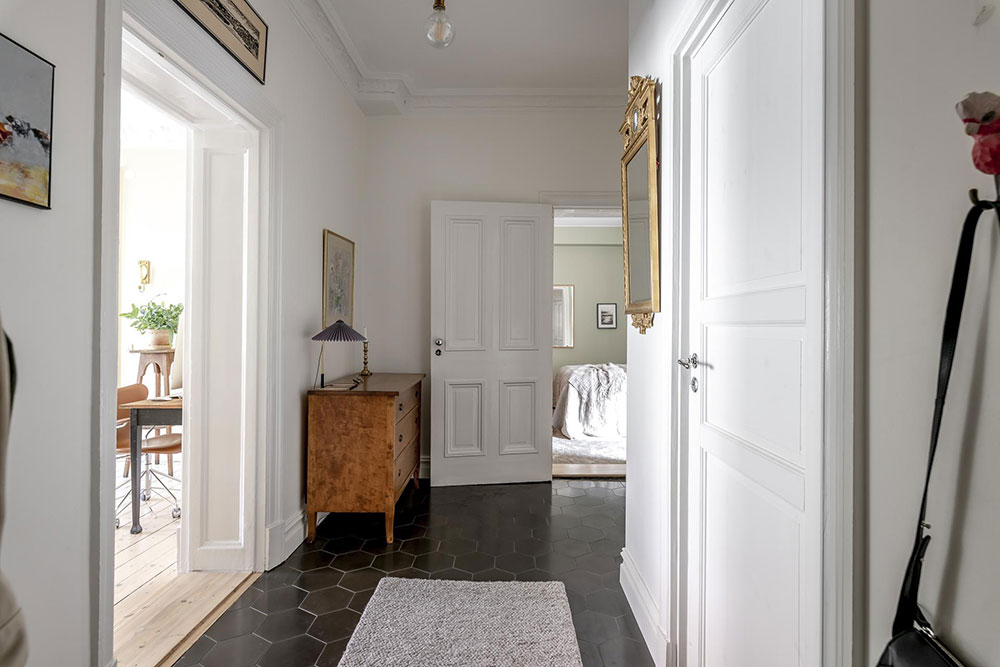 瑞典哥德堡 74 平米公寓的黑色魅力-12