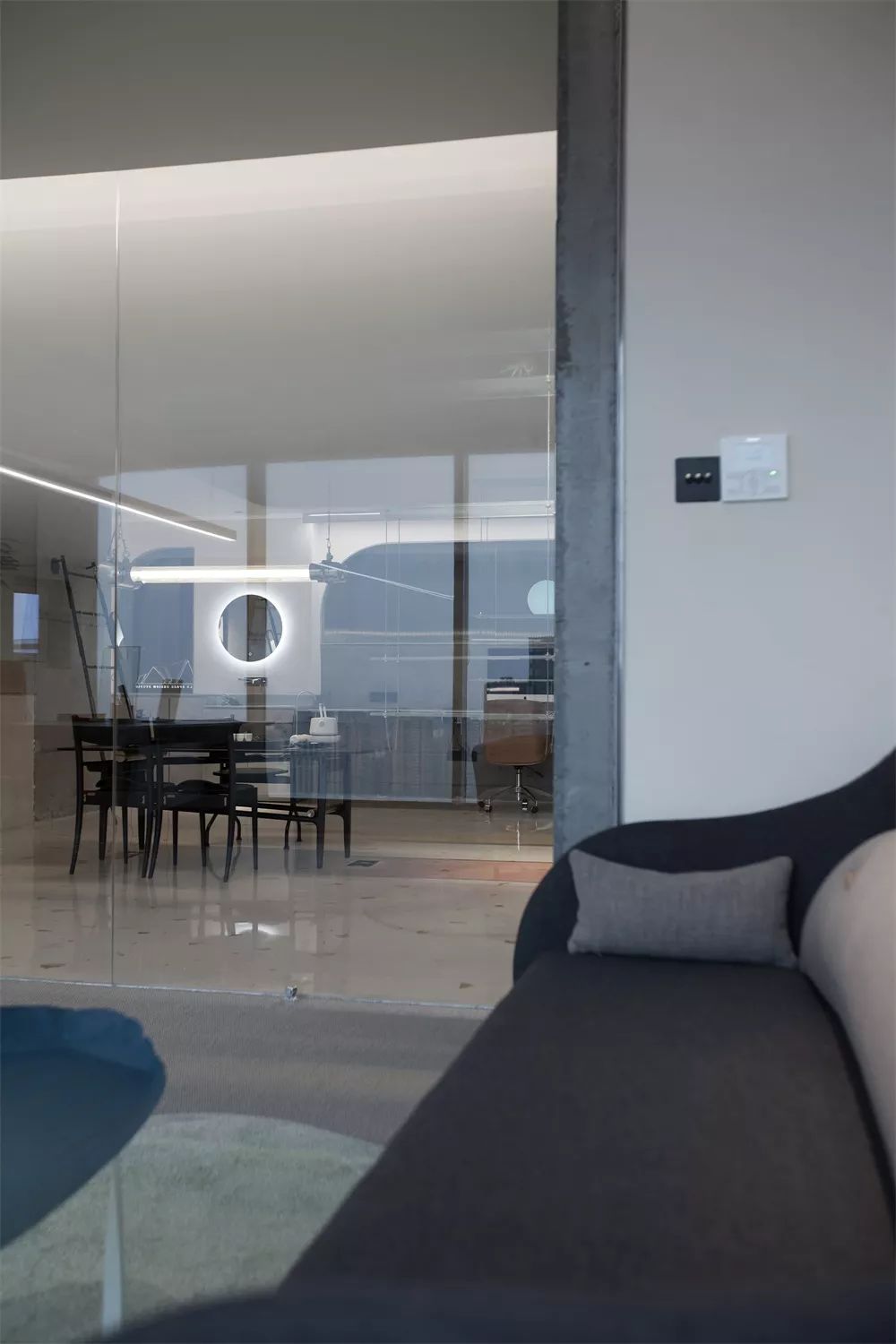 卧野空间设计事务所办公室——自由交流的弧形空间-38